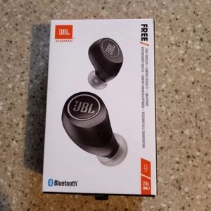 JBL FREE X headphonesOnly tried on, never used NEWBluetootwireless3 different
